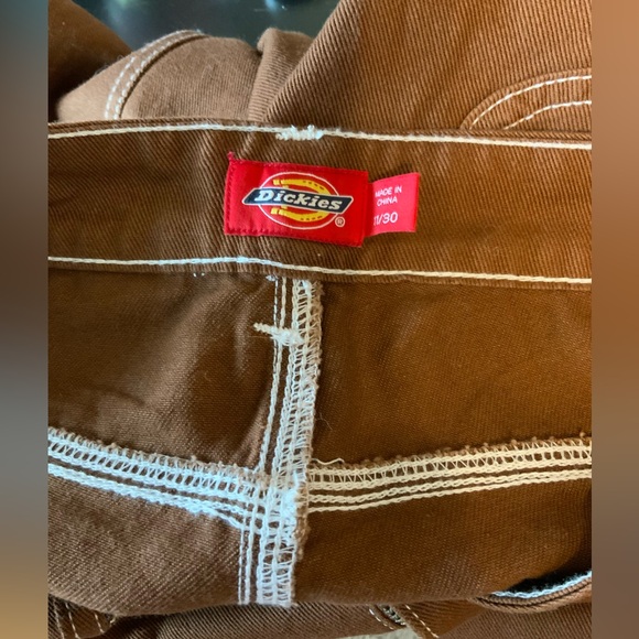 #13 NWOT Brown Dickies Cargo Pants Size 30 - Picture 3 of 3